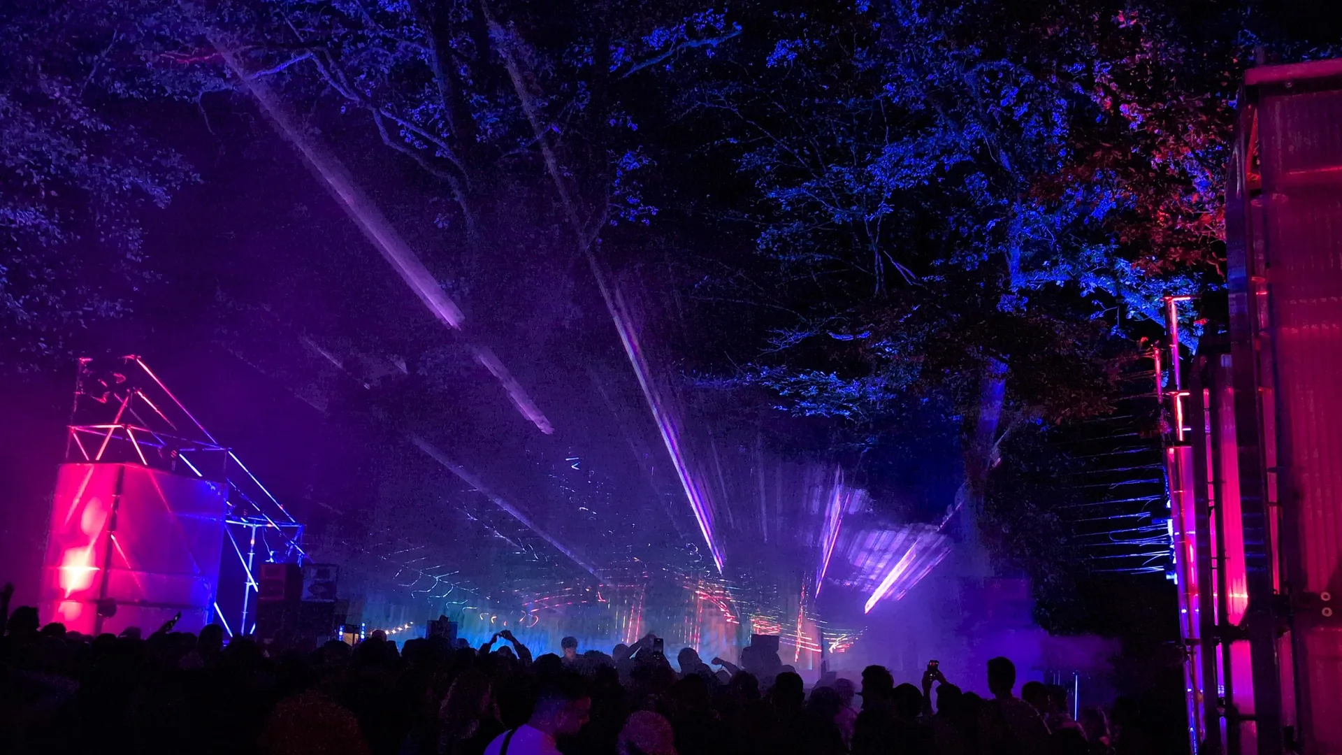 Petit Camping - Création laser & tipi lumineux
